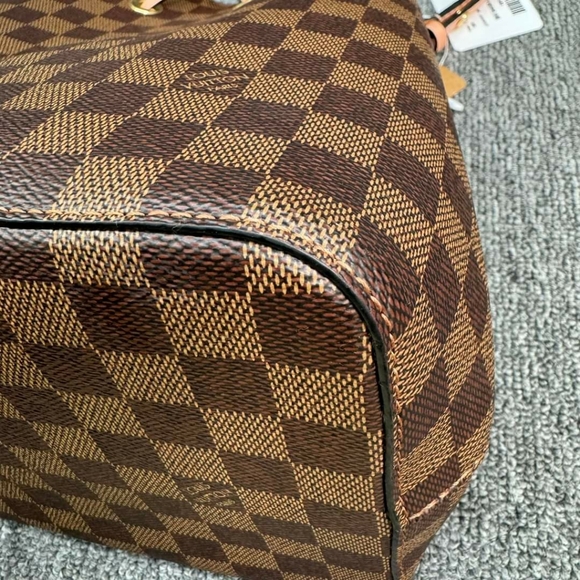 100% Authentic Louis Vuitton Neonoe Brown Damier Ebene Canvas Shoulder Bag - Picture 12 of 15